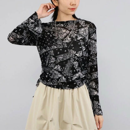 ベルスリーブ　プリント　デザイン　プルオーバー